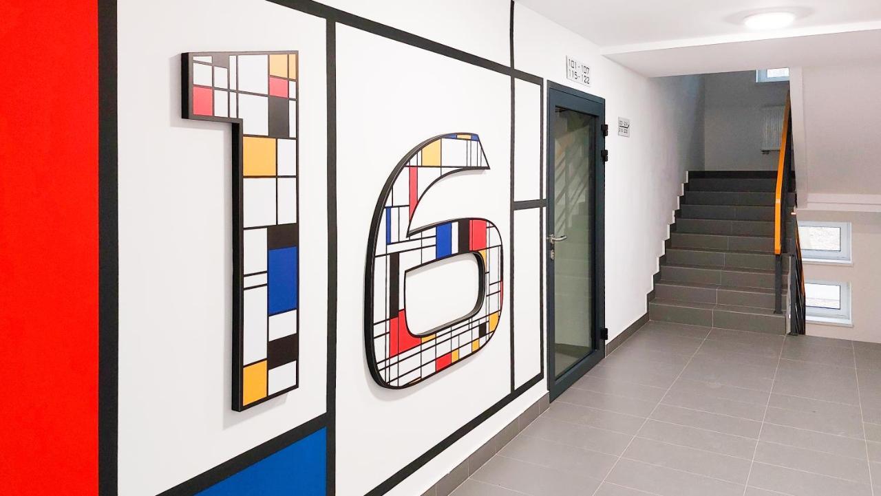M&R Apartament Smart&Bright Batorego 16, Netflix, Free Wifi, Metro I Park Pole Mokotowskie, Stodola, Self Check-In, 5 Minut Od Centrum Варшава Экстерьер фото