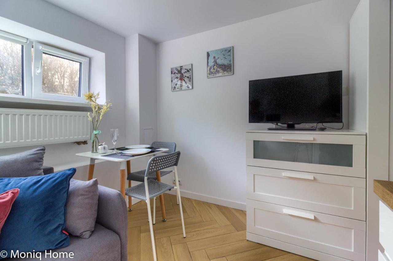 M&R Apartament Smart&Bright Batorego 16, Netflix, Free Wifi, Metro I Park Pole Mokotowskie, Stodola, Self Check-In, 5 Minut Od Centrum Варшава Экстерьер фото